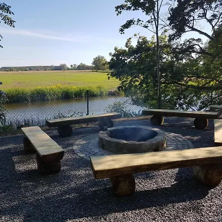 Silva Caloroczny Na Wyspie Sobieszewskiej Apartment Danzig